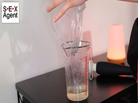 浜崎真緒に溺れたい　唾液と小便で溺死寸前まで追い込む体液B.C.P.　サンプル画像10